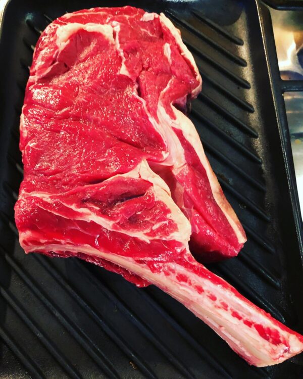 Bew Farmgate Welsh Black 1 Rib of Beef Tomahawk